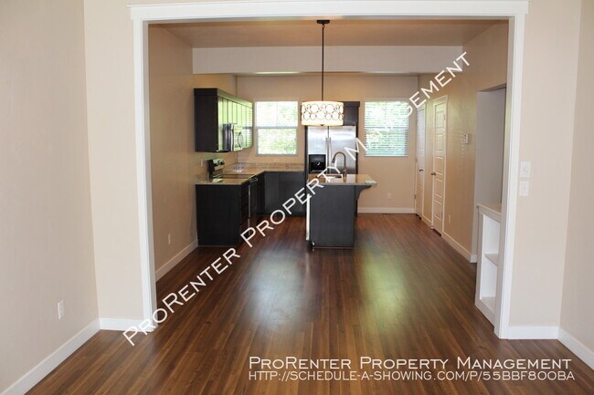 Building Photo - Stunning 2 Bed, 2.5 Bath Kaysville Townhome