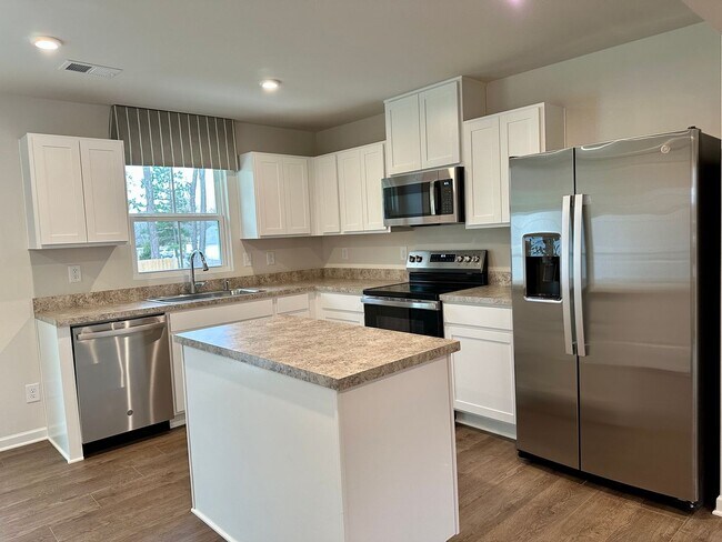 Foto del edificio - New Canterbury Townhouse