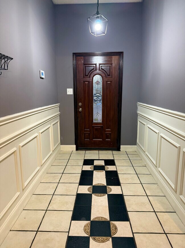 Foto del edificio - 3758 Oak Meadow Dr