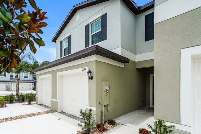 Building Photo - 2133 Great Sapphire Ln