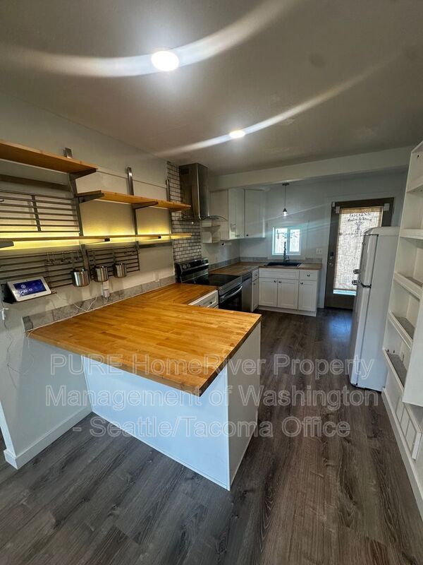 Foto del edificio - 527 S 50th St