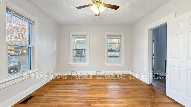 Building Photo - 2728 E Virginia Beach Blvd