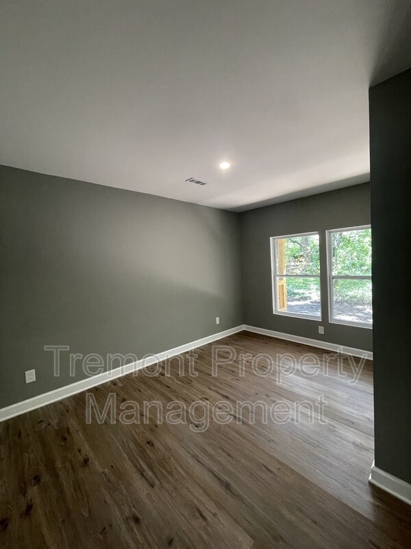 Foto del edificio - 2110 Allin St
