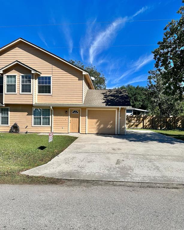 403 N Howard St Unit 2, Tomball, TX 77375 Room for Rent in Tomball