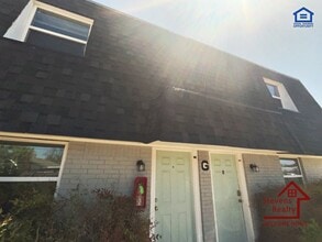 Building Photo - 2111 NW Lindy Ave