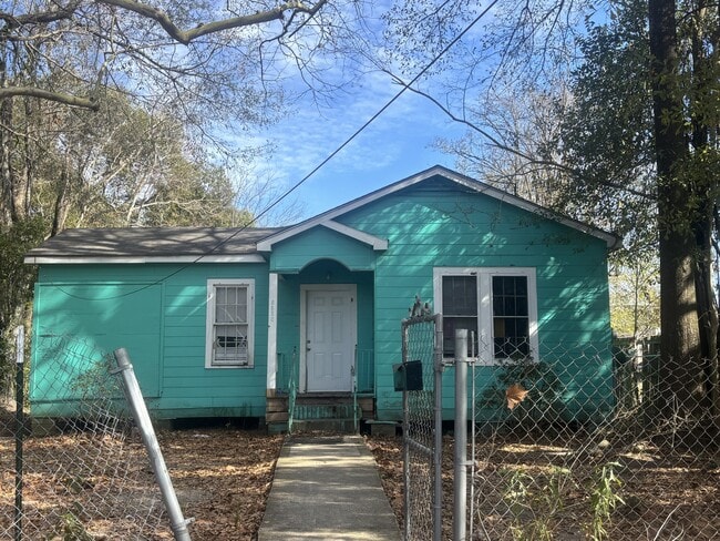 Photo - 3320 Geronimo St House