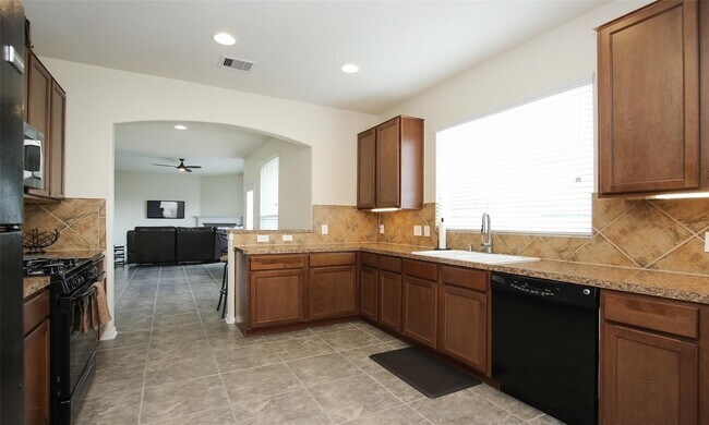 Building Photo - 4802 Upland Dale Ct