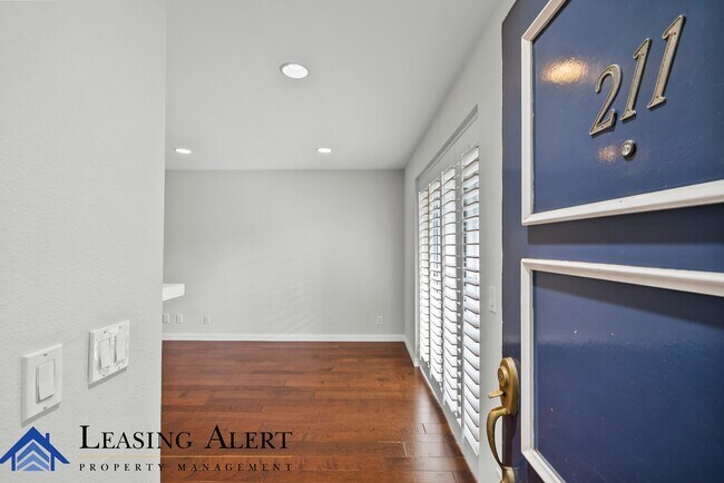 Foto del edificio - 26914 Rainbow Glen Dr