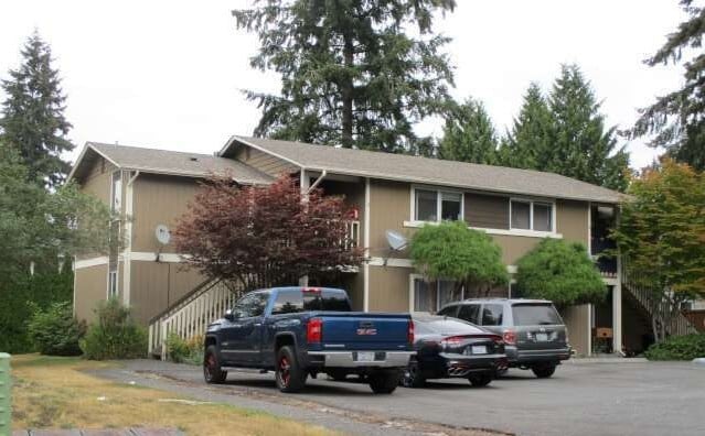Building Photo - 9127 Meridian Pl NE
