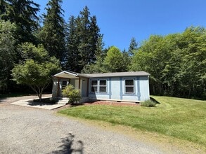Building Photo - 15820 SE 128th St
