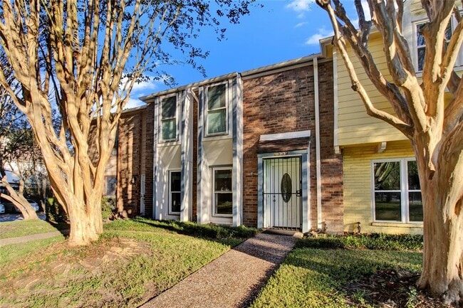 Building Photo - 6539 Wanda Ln