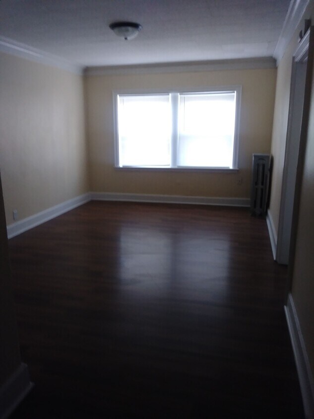 Primary Photo - 1526 Broadway