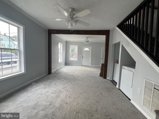 Building Photo - 8156 Rocky Ridge Rd