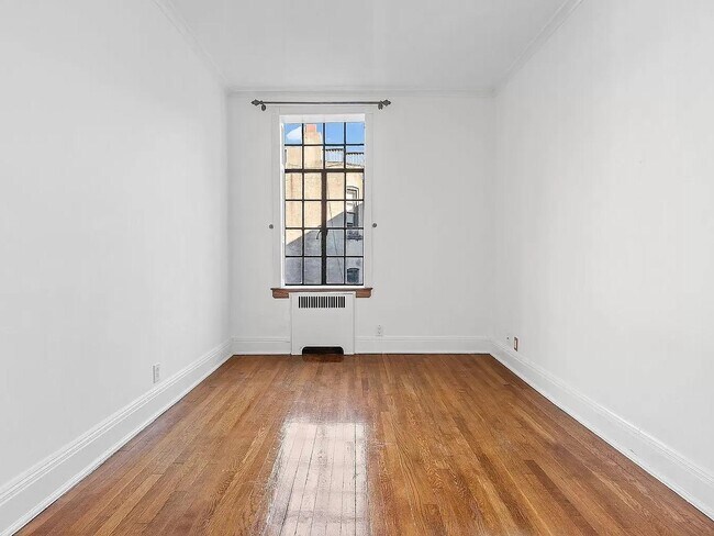Foto del edificio - 299 Henry St