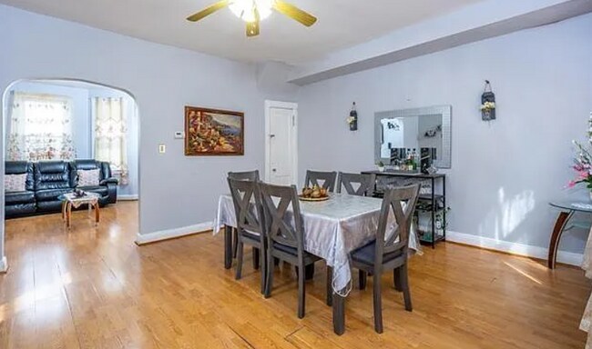 Foto del edificio - 600 Ave E