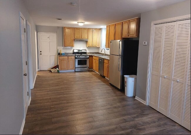 Foto del edificio - 1420 N Western Ave