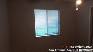 Building Photo - 8919 Emerald Spring