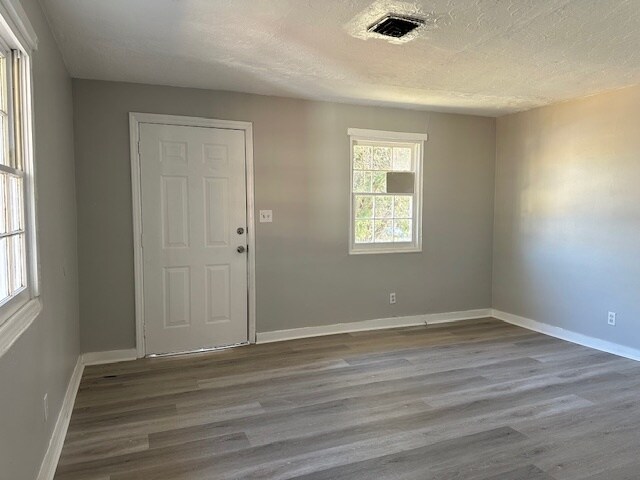 Foto del edificio - 904 Richland St