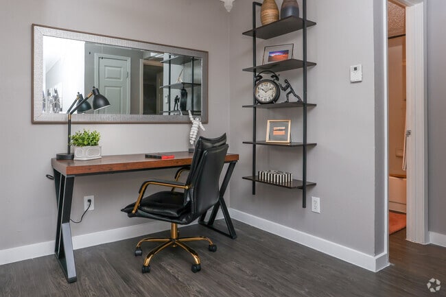 1 habitación, 1 baño - Cypress - Comedor - McCallum Highlands