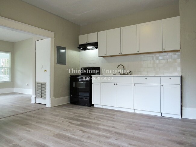 Foto del edificio - 3326 W 1st St