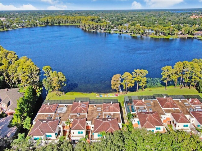 Building Photo - 3155 Lake Ellen Dr