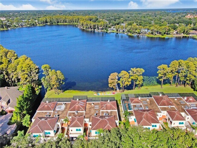 Foto del edificio - 3155 Lake Ellen Dr