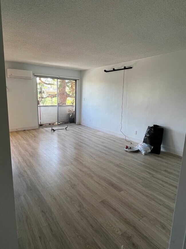 Foto del edificio - 1831 Prosser Ave