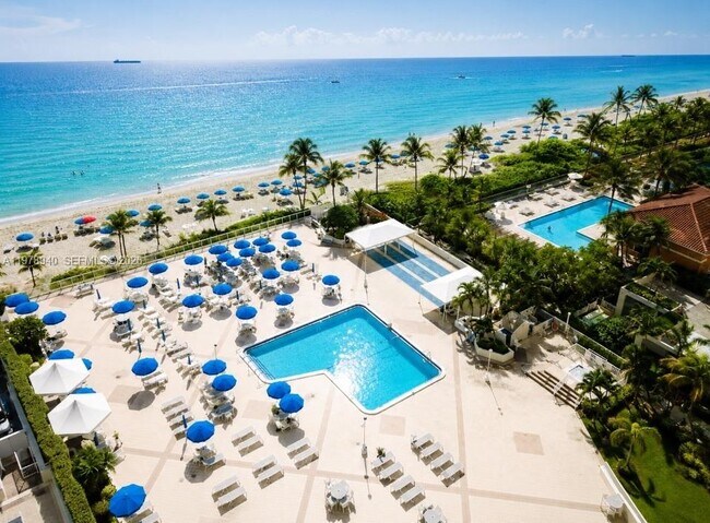 Foto del edificio - 2030 S Ocean Dr