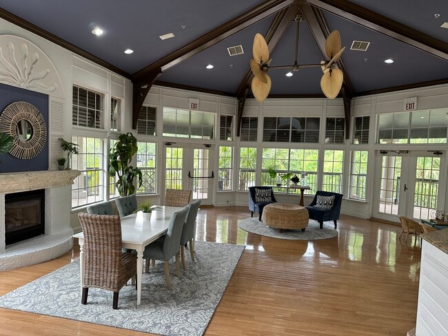 Foto del edificio - 13012 Arbor Isle Dr