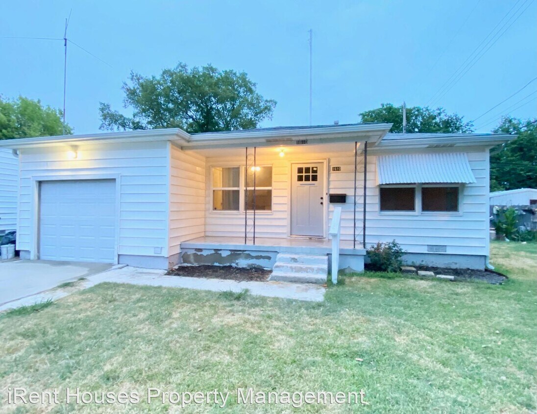 Foto principal - 3 br, 1 bath House - 1610 Tower Dr