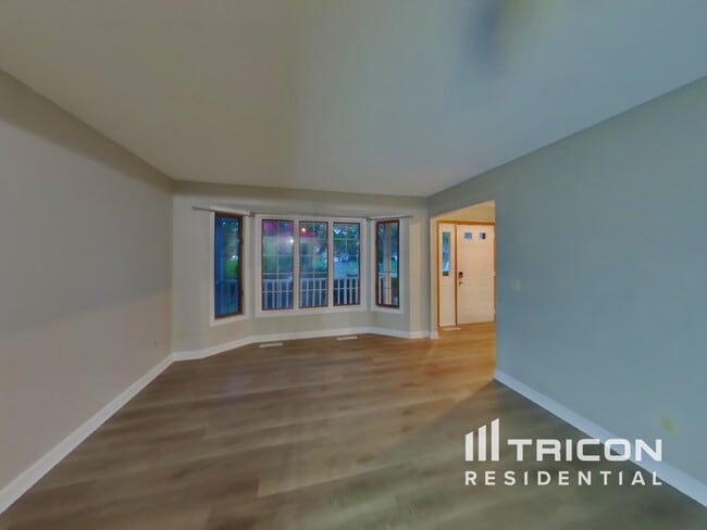 Building Photo - 13537 Dellwood Ct