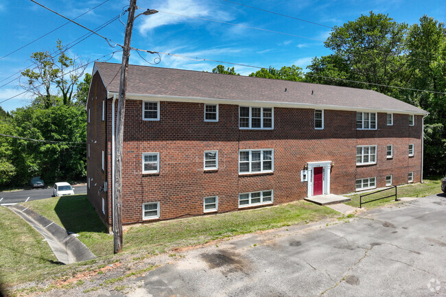 Building Photo - Highland Heights 138
