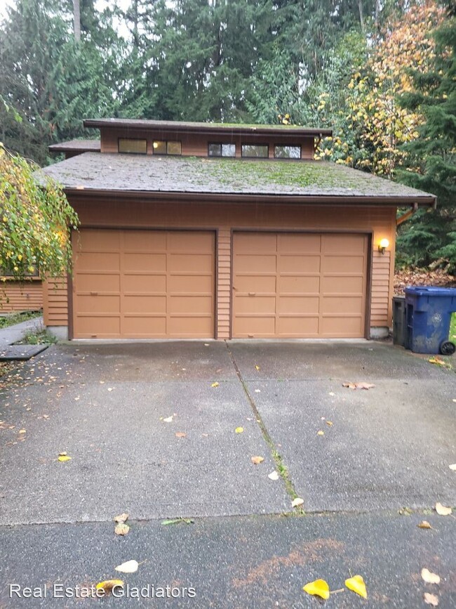 Building Photo - 3 br, 3 bath House - 12008 29th Ave SE