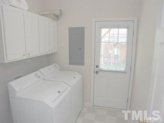 Building Photo - 7030 Mead Ln
