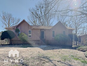 Building Photo - 917 Keystone Cir