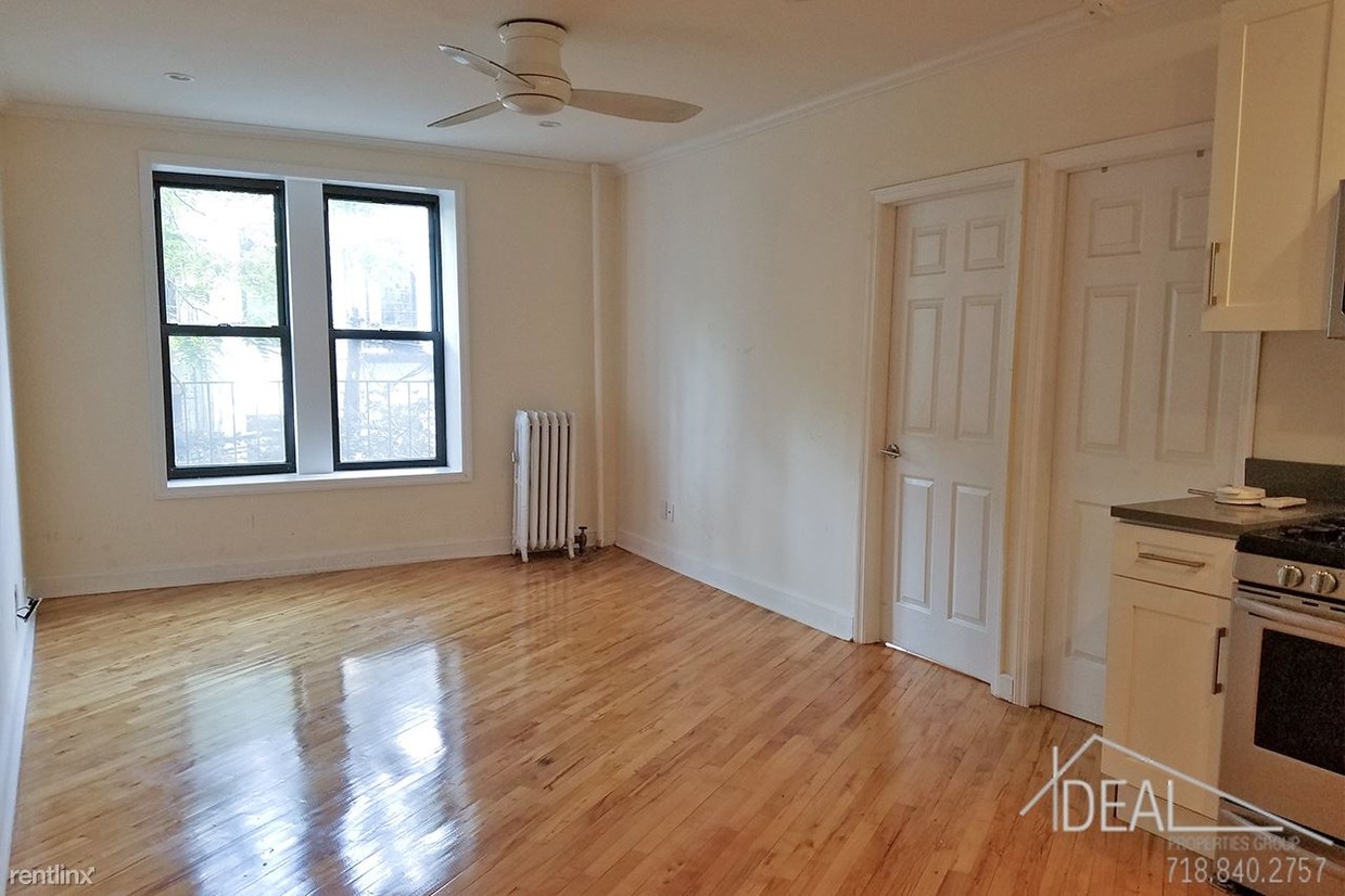 Primary Photo - 380 2nd St