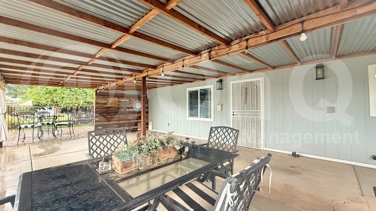 Foto principal - 4518 W Crivello Ave