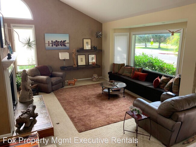 Building Photo - 2 br, 3 bath House - 834 W Tamarisk St