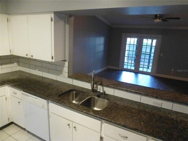 Building Photo - 1890 Wolford Rd