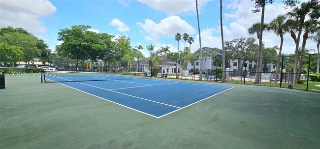 Foto del edificio - 11229 W Atlantic Blvd