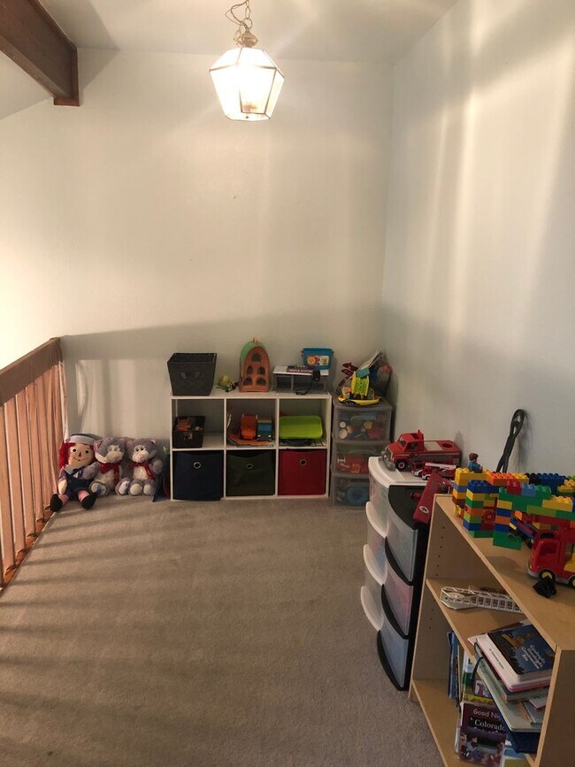 Foto del edificio - 1036 Mirrormere Cir