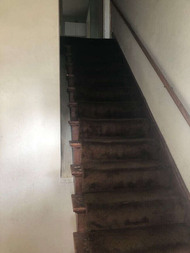 Building Photo - 708 Chicago Ave