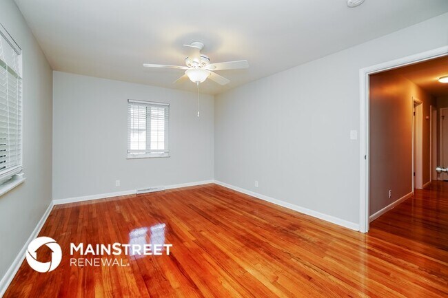 Foto del edificio - 9548 Brookside Dr