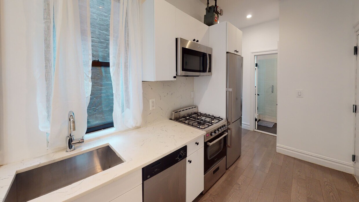 Photo - 826 9th Ave Apartment