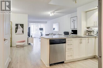 Building Photo - 85 E Liberty St