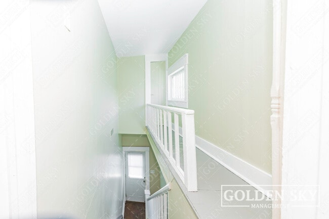 Foto del edificio - 900 1/2 West Main Street - NA