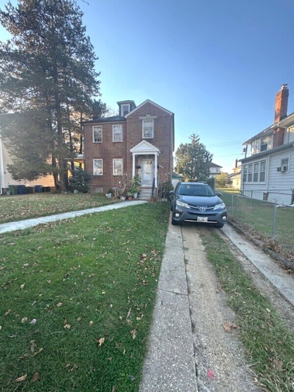 Foto del edificio - 3508 Grantley Rd