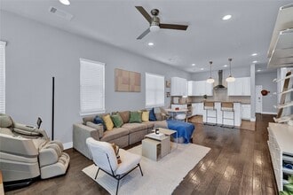 Building Photo - 228 Wimberly St