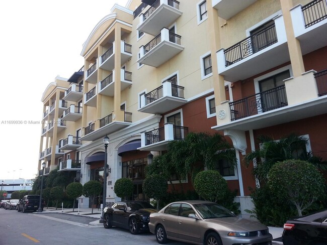 Foto del edificio - 8395 SW 73rd Ave