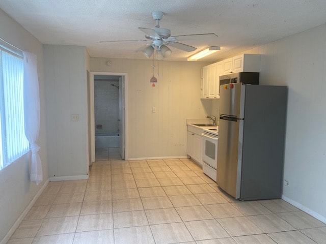 Building Photo - 4235 Tarpon Ave